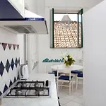 Brasca Amalfi Rosa Canina * Minori